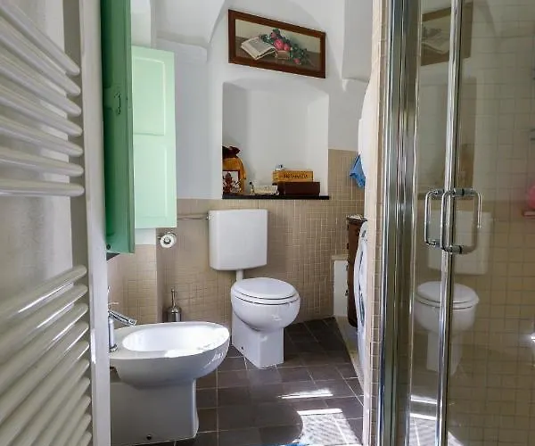 Arve Castelbianco - E Bed & Breakfast 3*