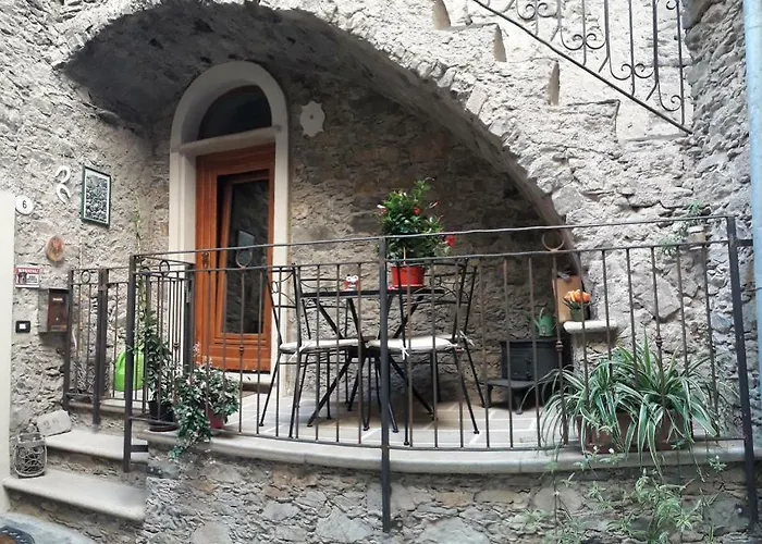 Arve Castelbianco - E Bed & Breakfast Colletta