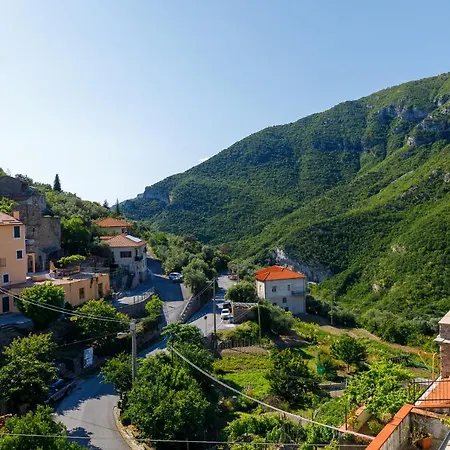 Arve Castelbianco - E