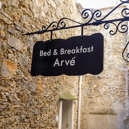 Arvé Castelbianco - E Bed & Breakfast