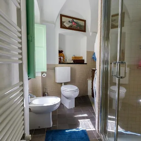 Arve Castelbianco - E Bed & Breakfast 3*
