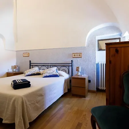Arve Castelbianco - E *