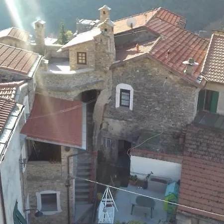 Arve Castelbianco - E