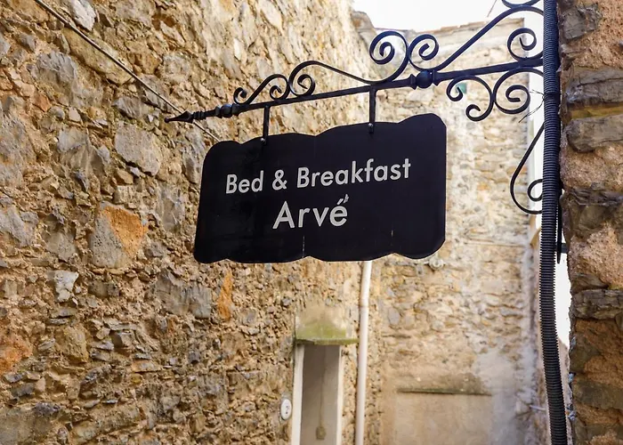 Arvé Castelbianco - E Bed and breakfast