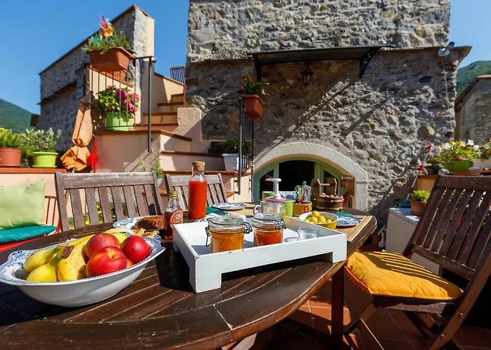 Arvé Castelbianco - E Bed and breakfast Colletta